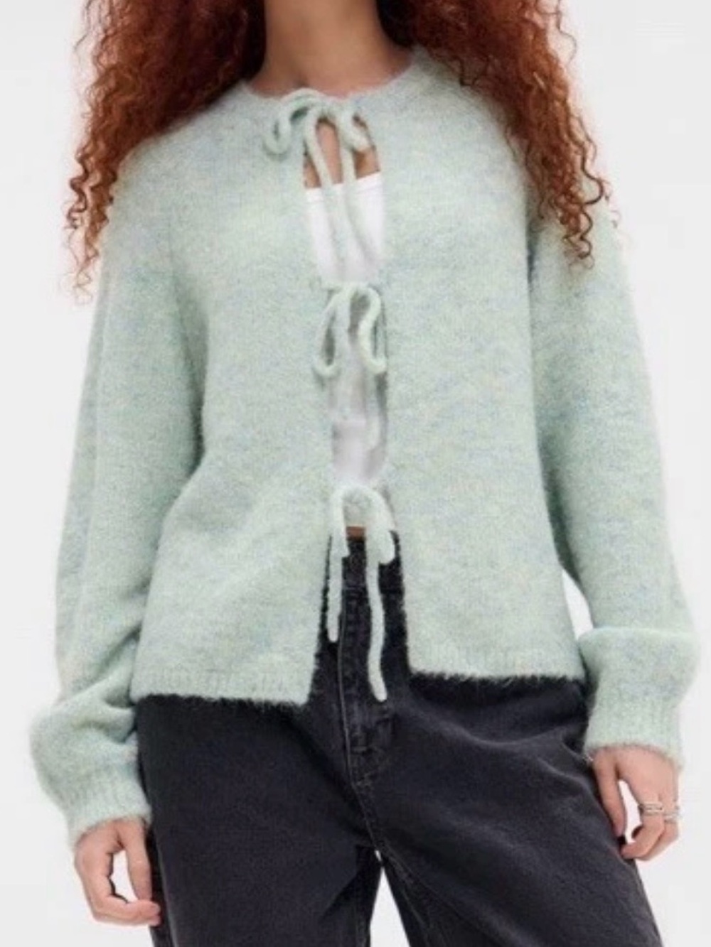 BDG Urban Outfitters Women's S Green
Reversible Tie Raglan Knit Pullover
Sweater